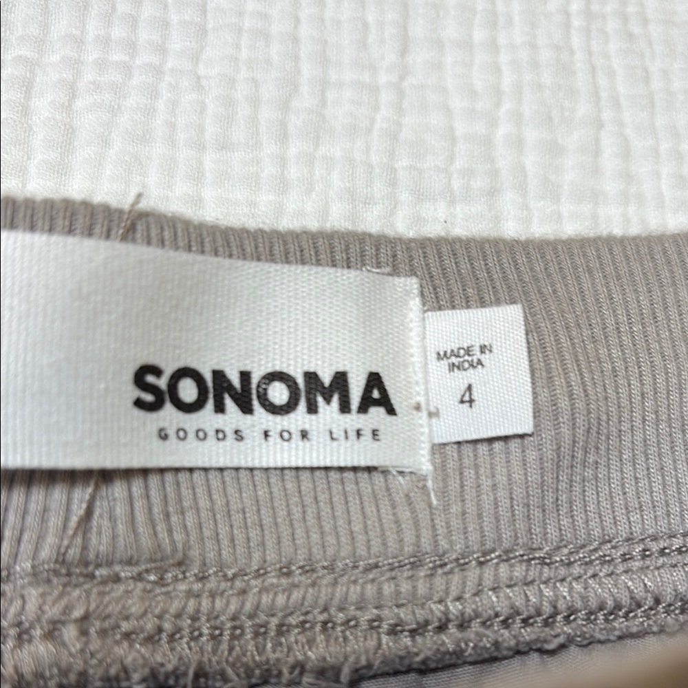 Sonoma Gray Cargo Shorts with Rolled Hem - Picture 2 of 5